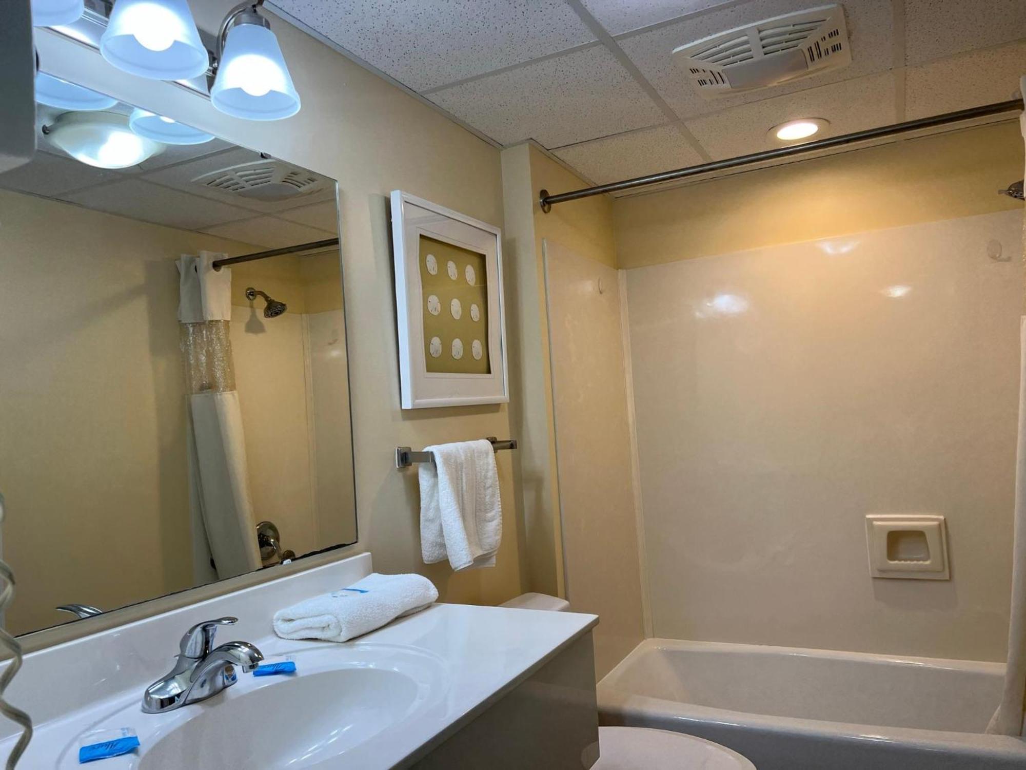 2501 S Ocean Blvd, 0811 - Ocean Front Sleeps 6 Villa Myrtle Beach Exterior photo