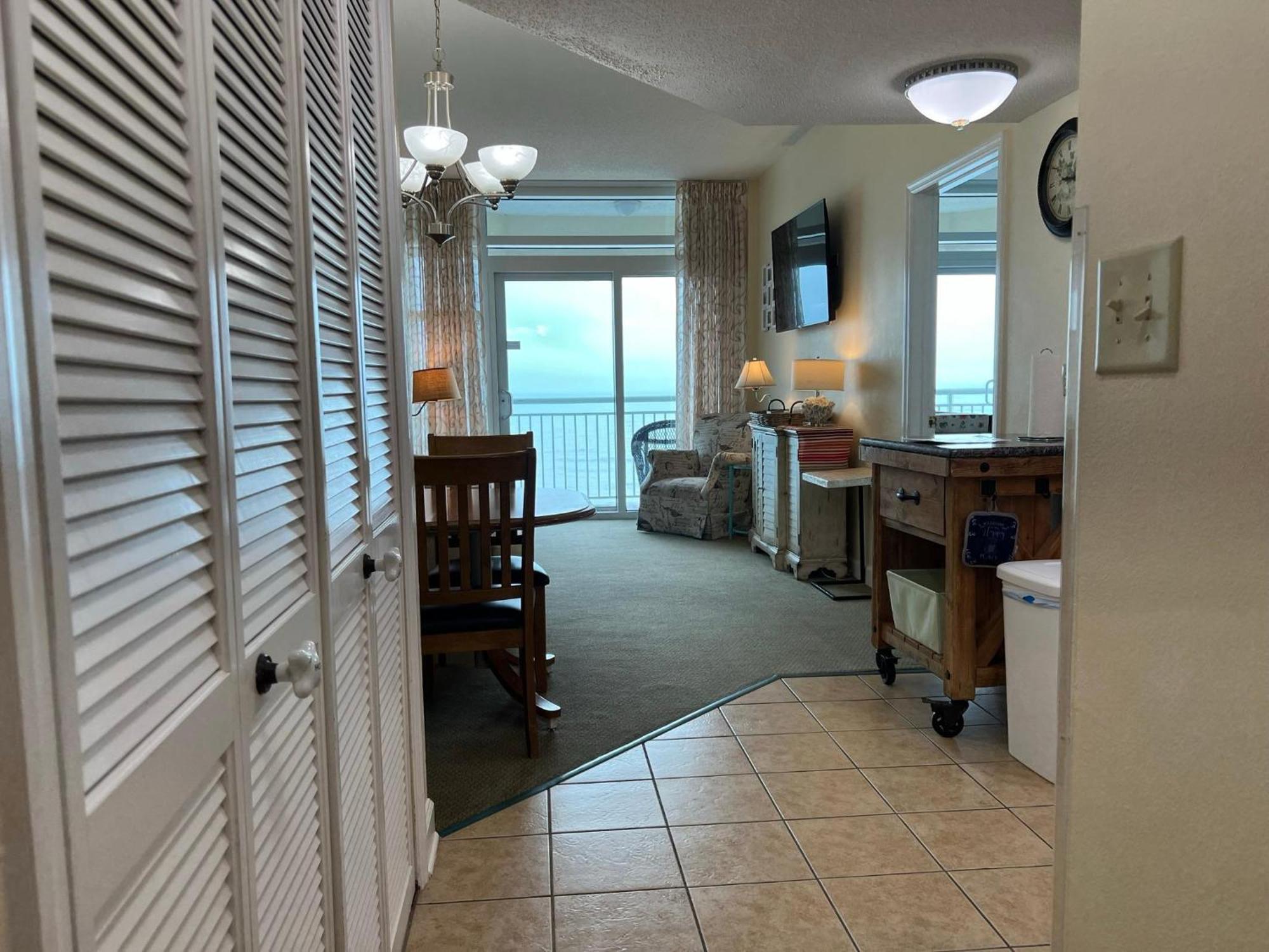2501 S Ocean Blvd, 0811 - Ocean Front Sleeps 6 Villa Myrtle Beach Exterior photo